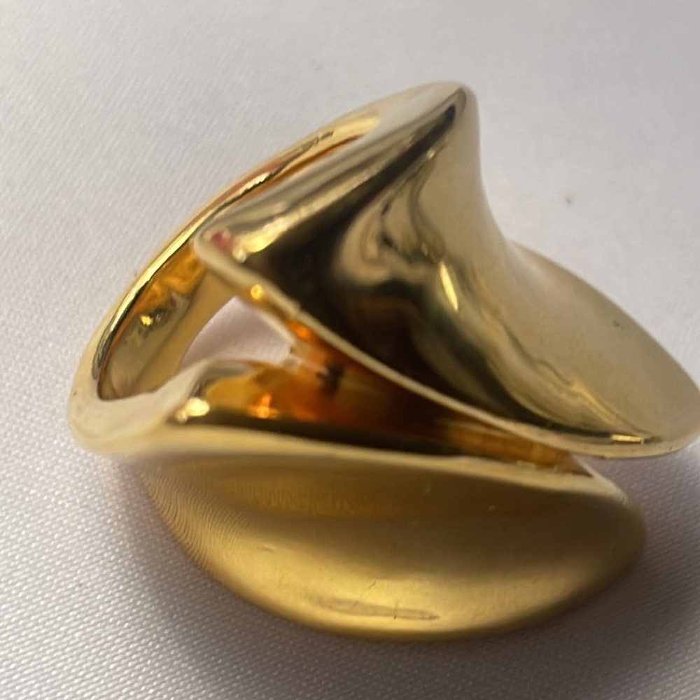 18K GP Statement Ring
